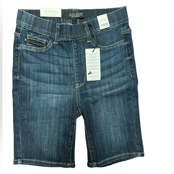 NWT Judy Blue Pull On Bermuda Shorts Dark Wash High Rise Size Small Stretch - Picture 7 of 14